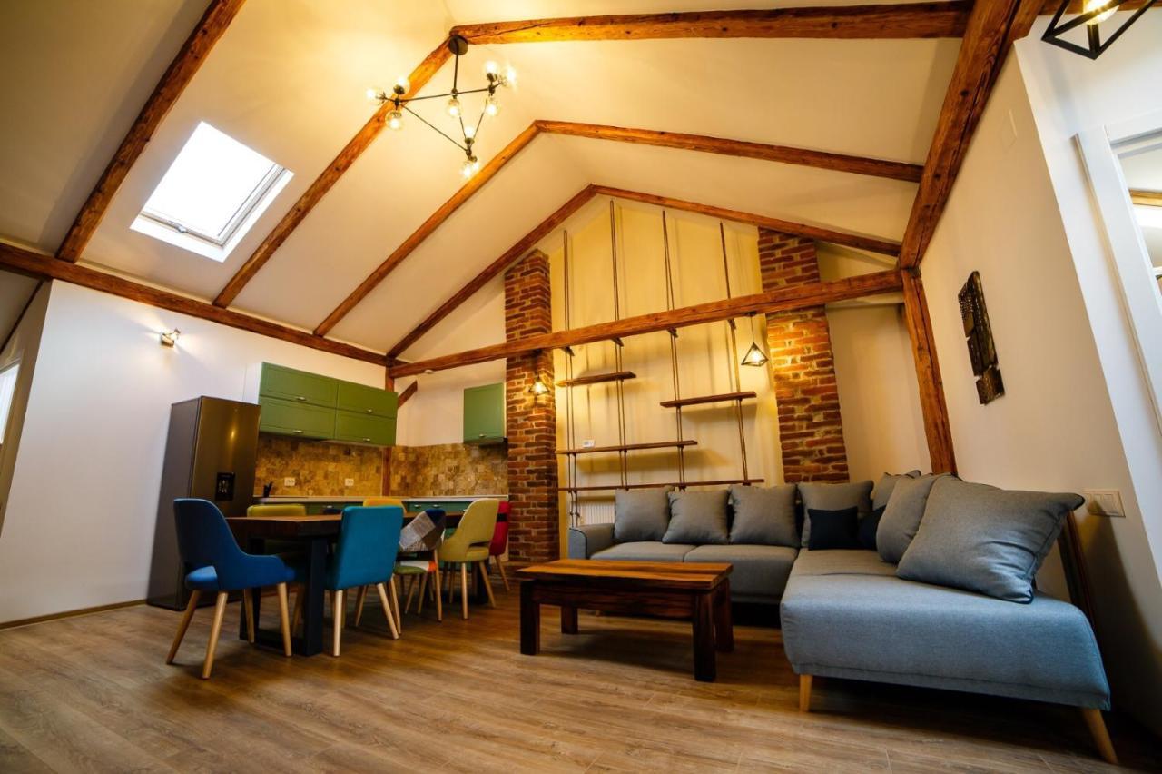 Апартаменты Alpine Loft Кымпулунг-Молдовенеск Экстерьер фото